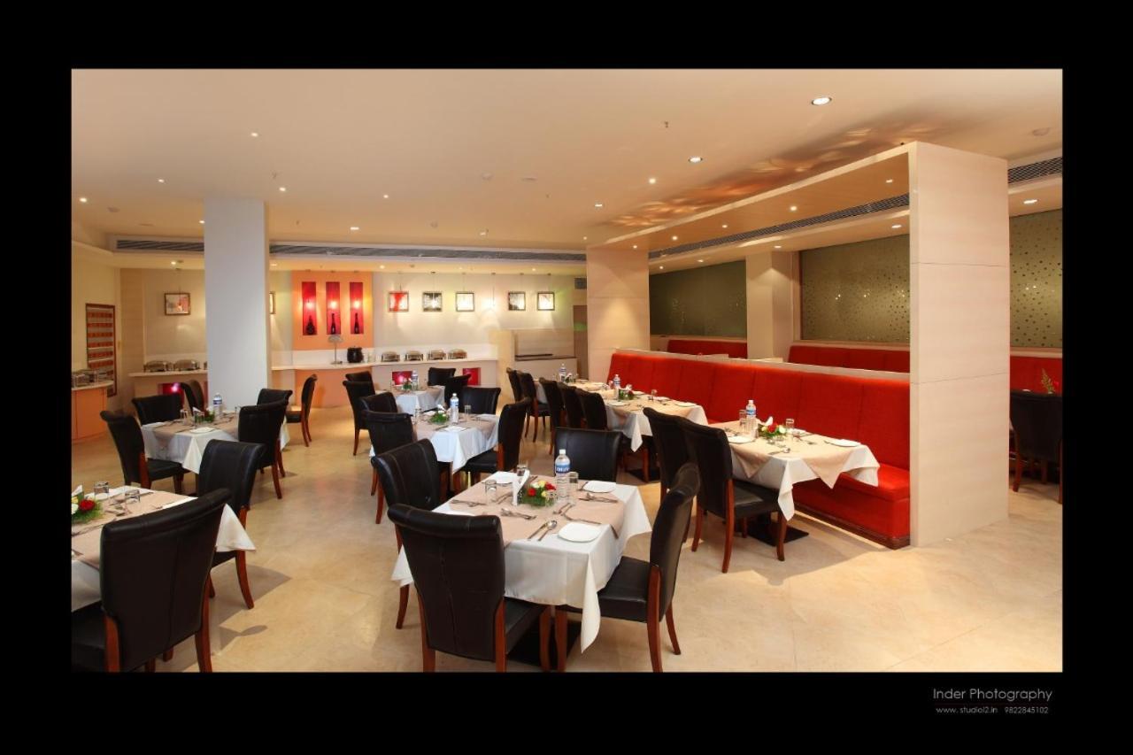 The Altruist Business Hotel Kharadi Pune Exterior foto