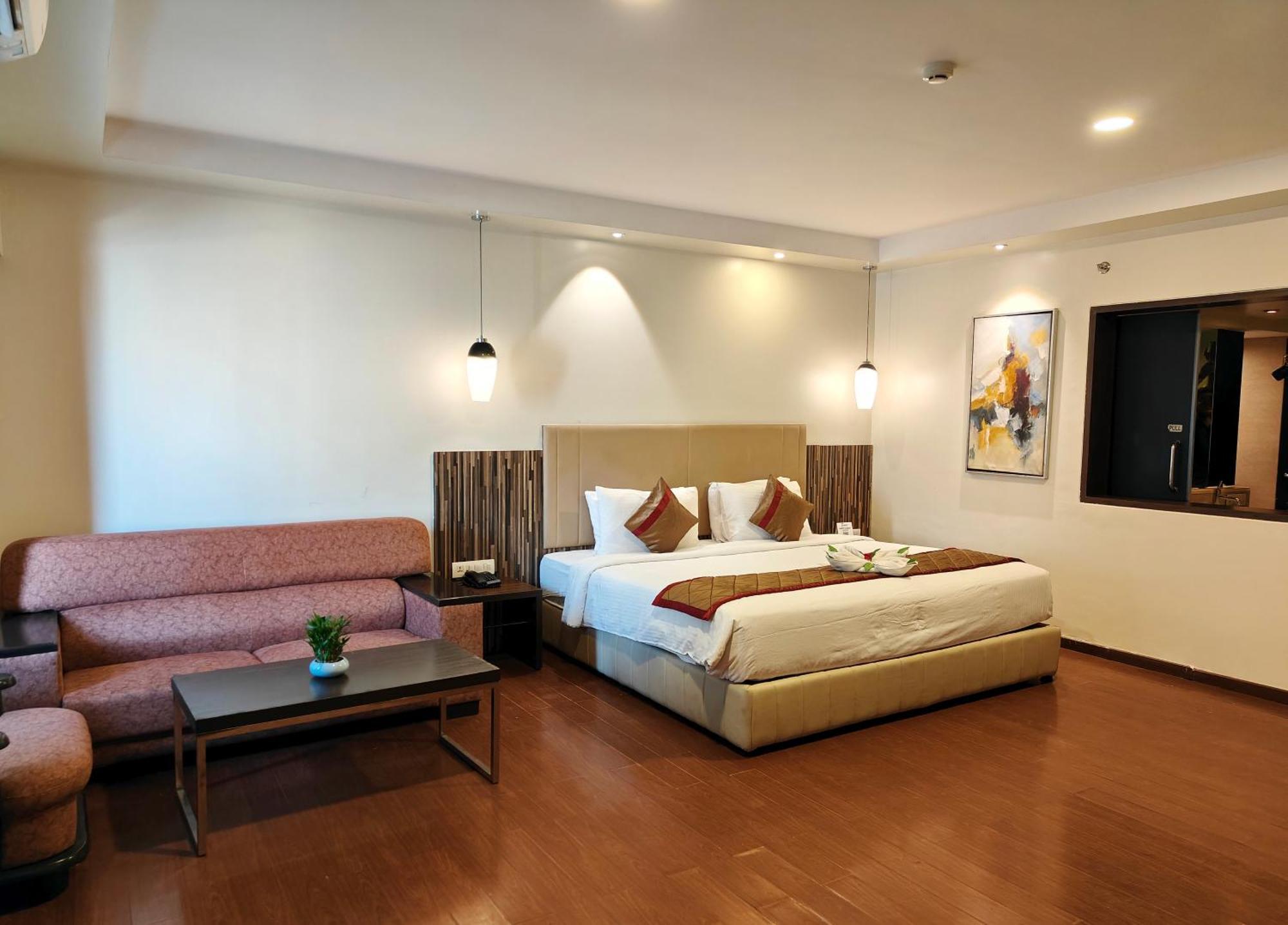 The Altruist Business Hotel Kharadi Pune Exterior foto